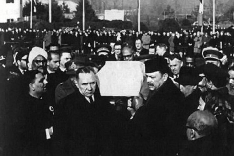 Как СССР помирил Индию и Пакистан